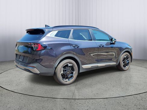 Certified 2026 Kia Sportage EX w/ EX Panorama Roof Package FWD image 3