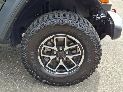 Certified 2024 Jeep Wrangler Unlimited Rubicon AWD/4WD image 9