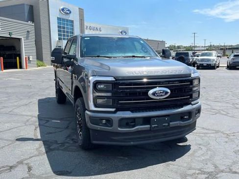New 2025 Ford F350 Platinum w/ FX4 Off-Road Package image 47