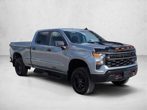 Used 2025 Chevrolet Silverado 1500 Custom Trail Boss AWD/4WD image 2