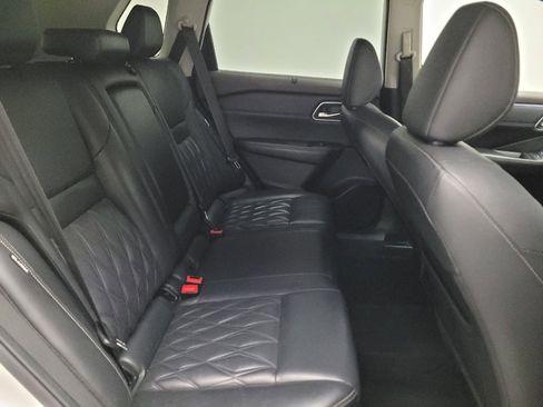 Used 2021 Nissan Rogue Platinum FWD image 19