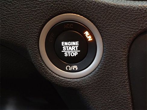 Certified 2023 Dodge Charger SXT image 21