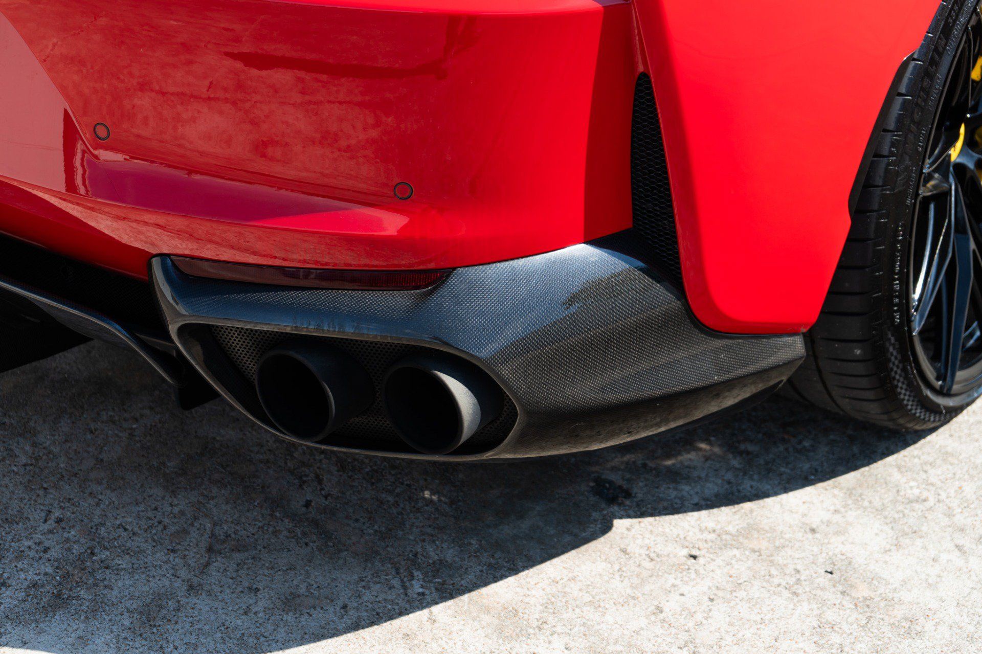 Used 2019 Ferrari 812 Superfast RWD image 38