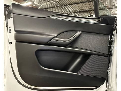 Used 2026 Tesla Model X Plaid AWD/4WD image 19
