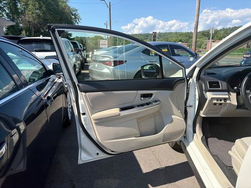 Used 2015 Subaru Crosstrek 2.0i Premium AWD/4WD image 15