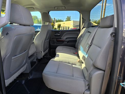 Used 2015 GMC Sierra 2500 SLE image 16