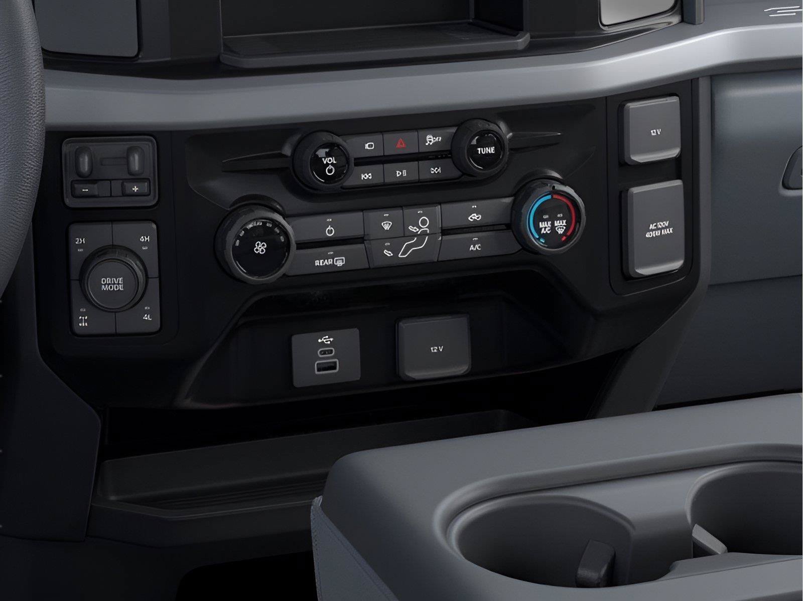 New 2026 Ford F250 XL w/ STX Appearance Package AWD/4WD image 14