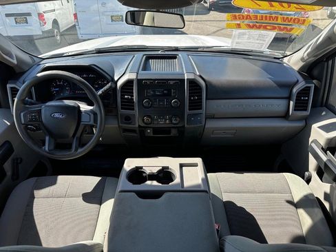 Used 2017 Ford F250 XL image 23