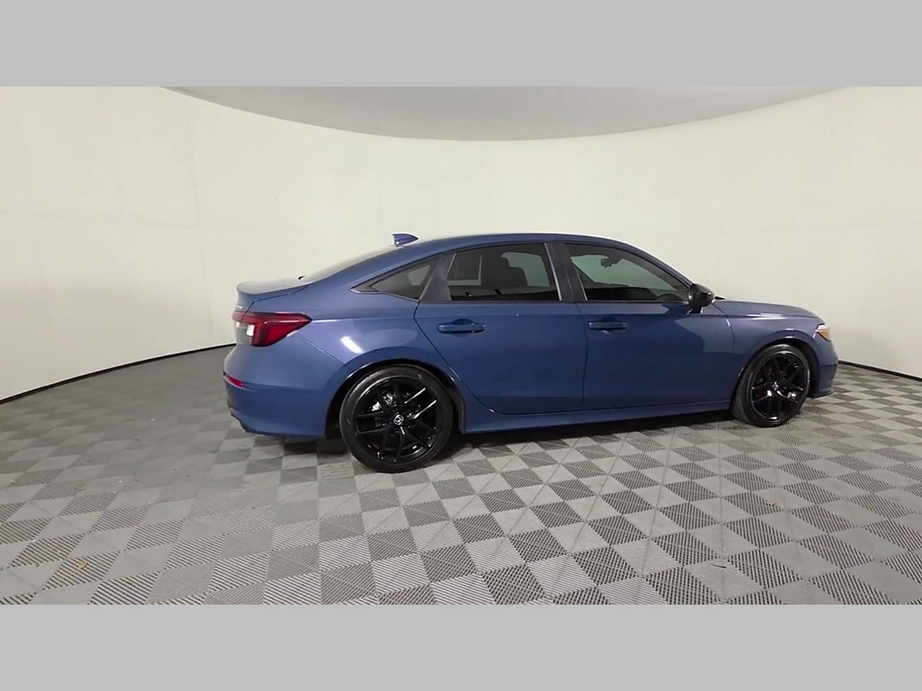 Used 2025 Honda Civic Sport image 36