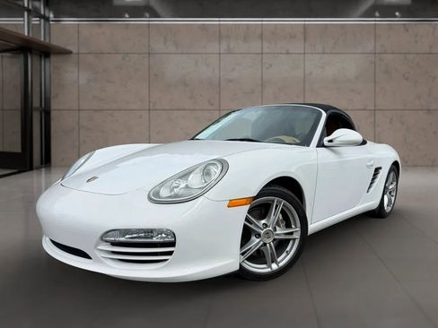Used 2010 Porsche Boxster RWD image 6