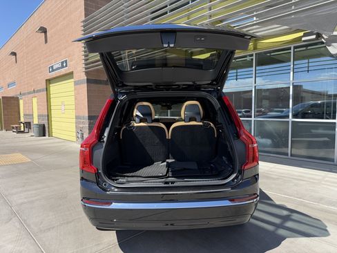 Used 2024 Volvo XC90 B6 Ultimate w/ Protection Package Premier AWD/4WD image 39