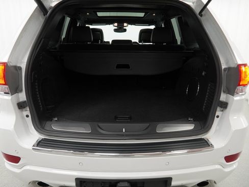 Used 2021 Jeep Grand Cherokee Overland image 47