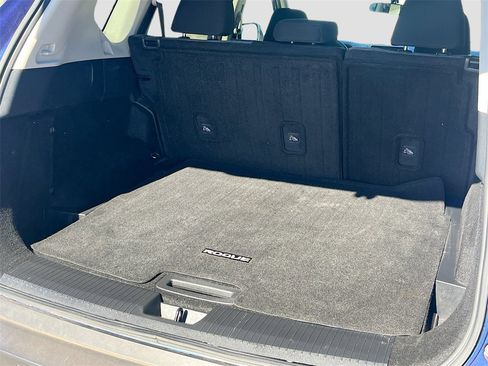 Used 2023 Nissan Rogue SV image 25