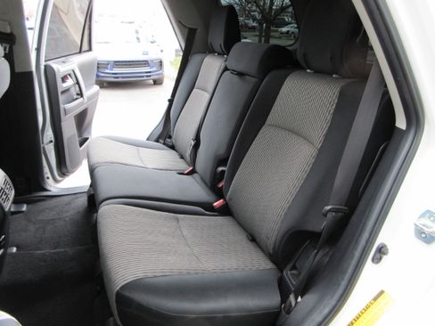 Used 2018 Toyota 4Runner SR5 image 23