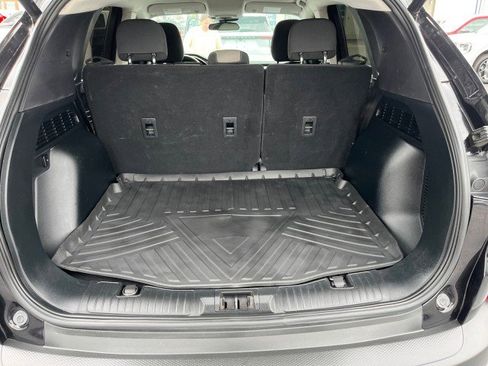 Certified 2022 Ford Escape SE w/ SE Sport Appearance Package AWD/4WD image 12
