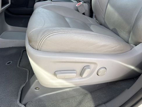 Used 2020 Toyota Sienna XLE Premium image 12