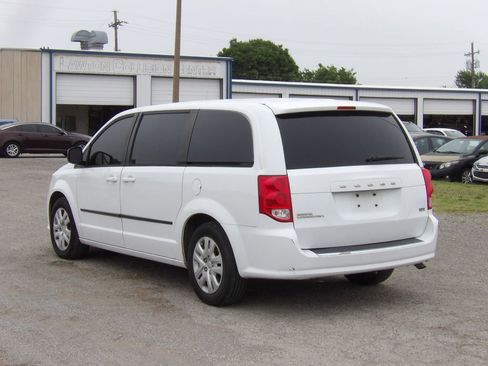 Used 2016 Dodge Grand Caravan SE w/ Quick Order Package 29E SE FWD image 7