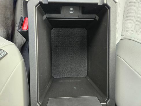 Used 2025 Mitsubishi Outlander SEL FWD image 38