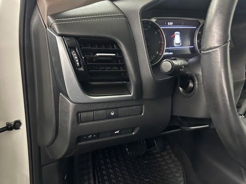 Used 2022 Nissan Rogue SV w/ SV Premium Package AWD/4WD image 14