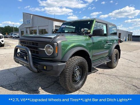 Certified 2022 Ford Bronco 2-Door AWD/4WD image 4