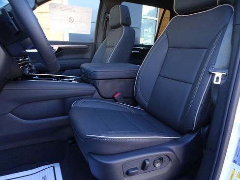 New 2026 Chevrolet Tahoe Premier w/ Sun And Tow Package RWD image 24