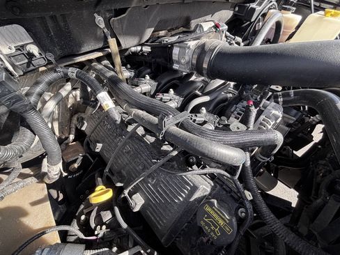 Used 2013 Ford F150 Raptor w/ Luxury Equipment Group AWD/4WD image 30