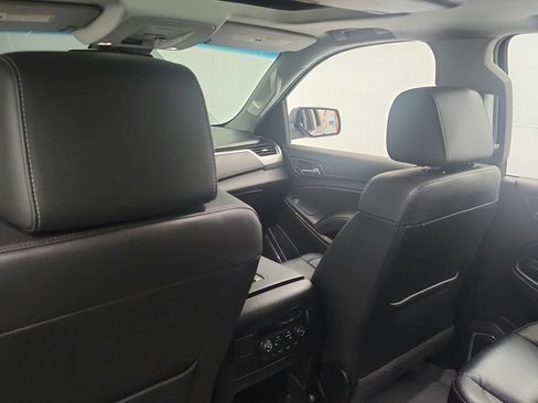 Used 2018 Chevrolet Tahoe LT w/ LT Signature Package AWD/4WD image 25