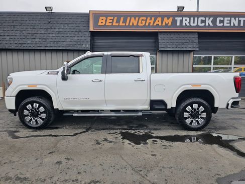 Used 2020 GMC Sierra 3500 Denali w/ Denali Ultimate Package AWD/4WD image 2