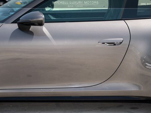 Used 2024 Porsche 911 Carrera S image 40