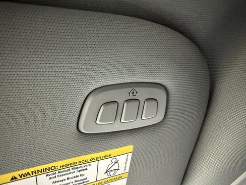 Used 2024 Ford F250 Lariat image 27