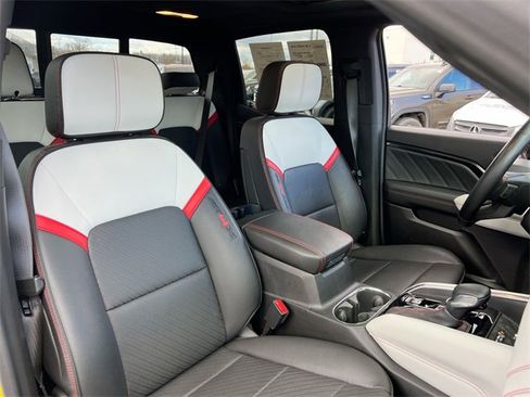 Used 2023 GMC Canyon AT4X w/ LPO, Sports Bar Package image 28