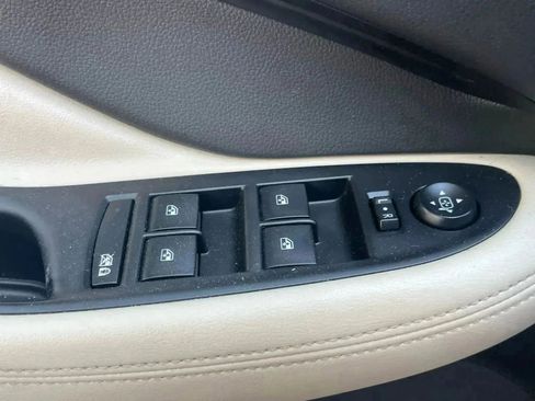 Used 2018 Buick Envision Premium w/ LPO, Active Package image 17