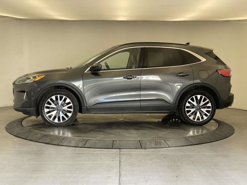 Used 2020 Ford Escape Titanium AWD/4WD image 2