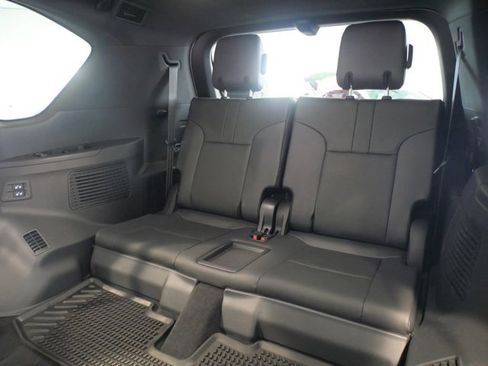 Certified 2025 Lexus LX 700h Overtrail AWD/4WD image 29