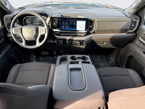 Used 2024 Chevrolet Silverado 2500 LT image 14