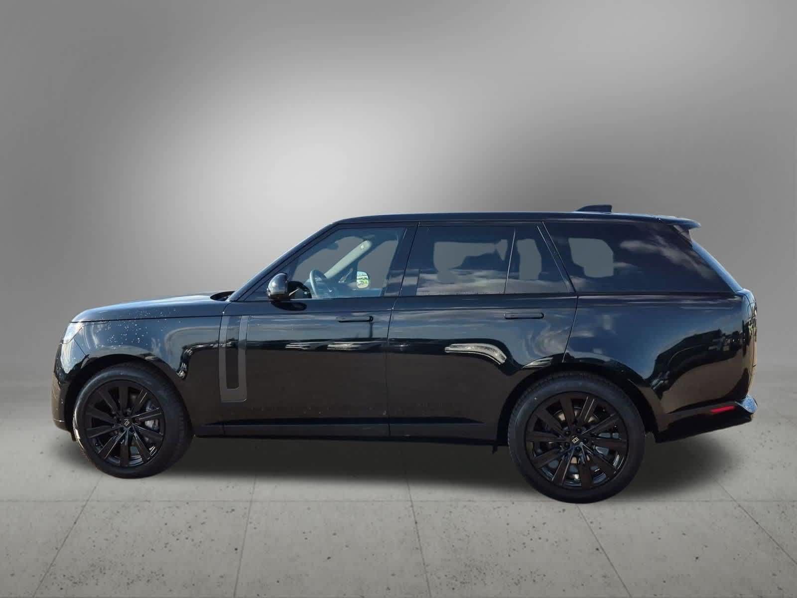 New 2027 Land Rover Range Rover SE AWD/4WD image 3