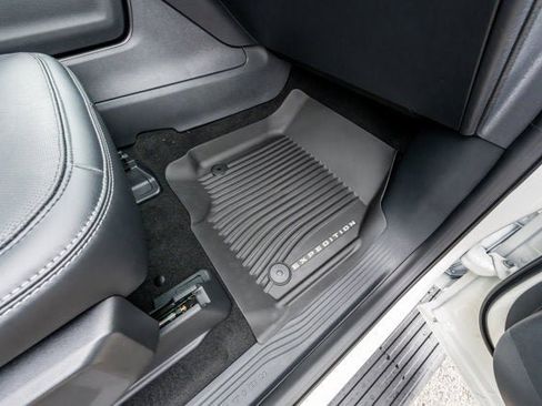 New 2025 Ford Expedition Max Platinum w/ Stealth Performance Package image 77