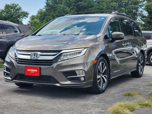 Used 2019 Honda Odyssey Elite image 3