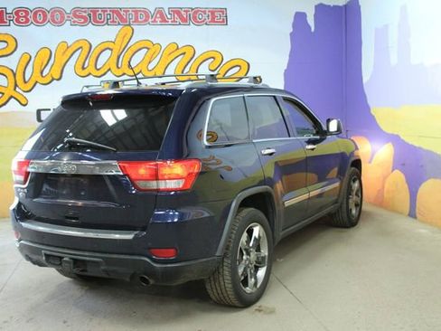 Used 2012 Jeep Grand Cherokee Overland image 8