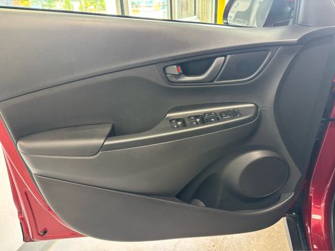 Used 2023 Hyundai Kona SEL w/ Cargo Package AWD/4WD image 18
