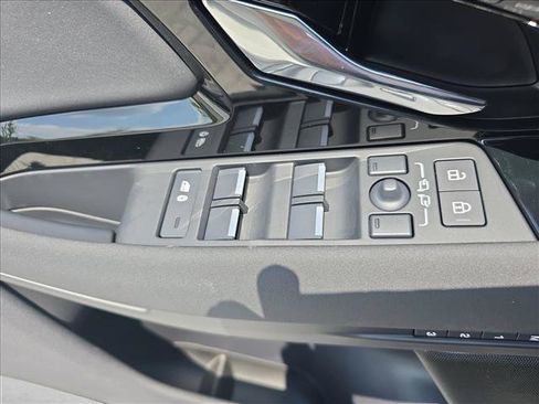 Used 2026 Land Rover Range Rover Evoque S AWD/4WD image 28