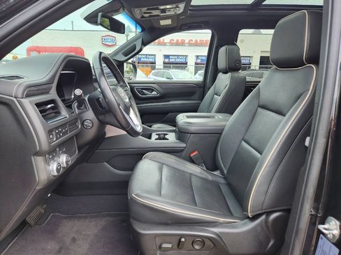 Used 2022 GMC Yukon SLT w/ SLT Premium Package AWD/4WD image 13