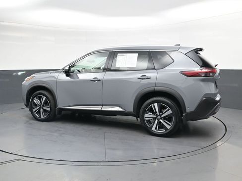 Used 2023 Nissan Rogue SL w/ SL Premium Package FWD image 6