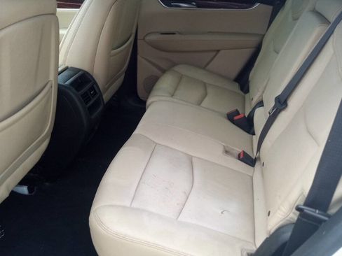 Used 2017 Cadillac XT5 Luxury image 14