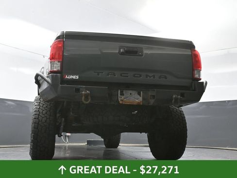 Used 2016 Toyota Tacoma TRD Sport w/ Towing Package AWD/4WD image 55