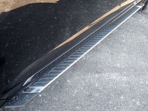 Certified 2022 Ford F150 XLT w/ Equipment Group 302A High image 13