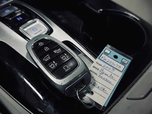 Used 2023 Hyundai Tucson Limited w/ Winter Package image 41