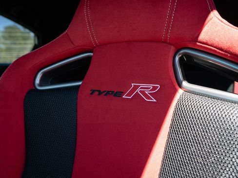 Used 2021 Honda Civic Type R image 16