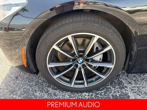 Used 2018 BMW 640i Gran Turismo xDrive w/ M Sport Package AWD/4WD image 12