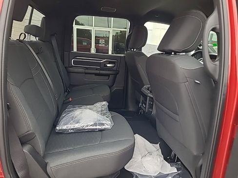 New 2026 RAM 2500 Big Horn AWD/4WD image 20
